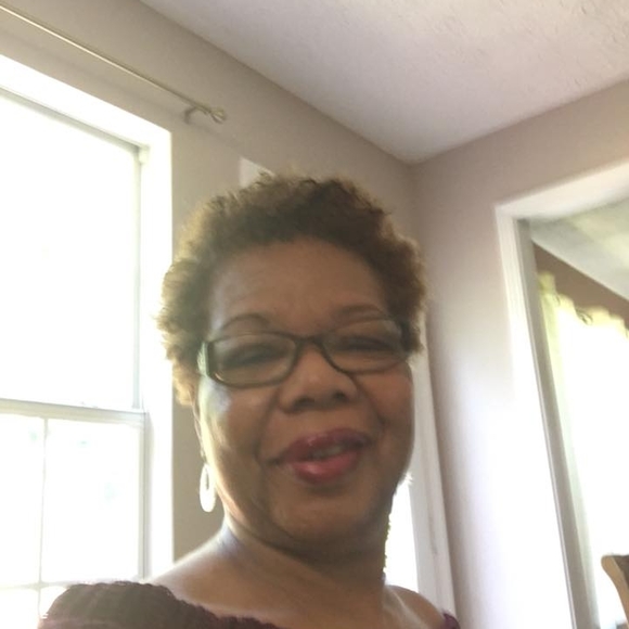 Meet your Posher, Jacqueline - Picture 1 of 1